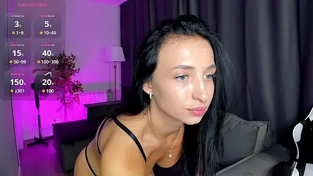 Try our girls live displays and explore the company of endless strippers, with beautiful physiques, vibrating toys and more.