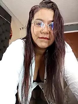 Try our girls live displays and explore the company of endless strippers, with beautiful physiques, vibrating toys and more.
