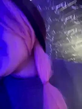 Try our girls live displays and explore the company of endless strippers, with beautiful physiques, vibrating toys and more.