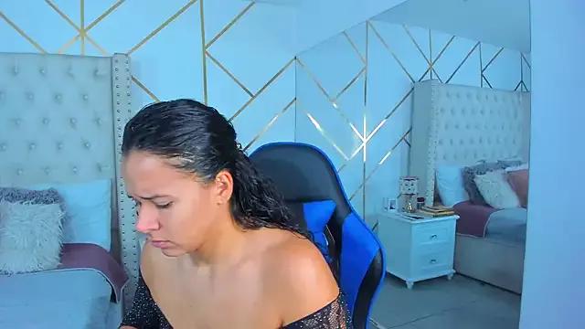 sofiapascalli from StripChat is Freechat