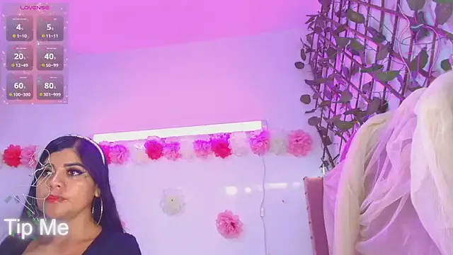 SolanyiVera — FINGER IN MY ASS 