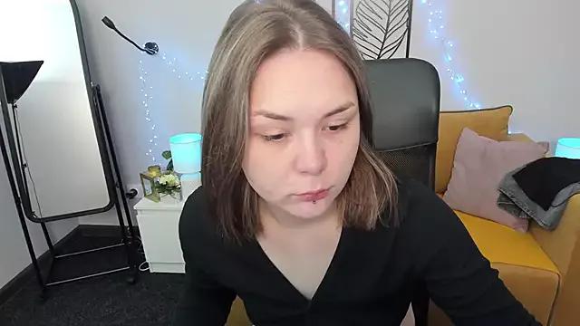 Sophi_Zi from StripChat is Freechat