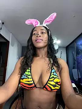 Sophia_moons from StripChat is Freechat