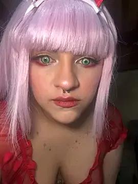 Try our girls live displays and explore the company of endless strippers, with beautiful physiques, vibrating toys and more.