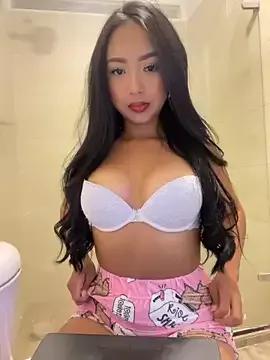 Try our girls live displays and explore the company of endless strippers, with beautiful physiques, vibrating toys and more.