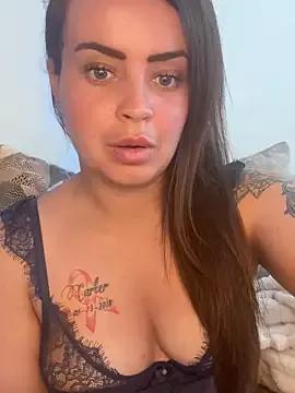 Try our girls live displays and explore the company of endless strippers, with beautiful physiques, vibrating toys and more.