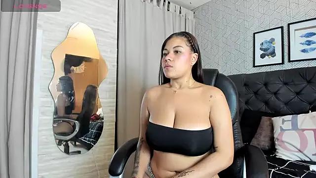 sophie__blare from StripChat is Freechat