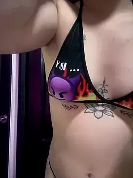 Try our girls live displays and explore the company of endless strippers, with beautiful physiques, vibrating toys and more.