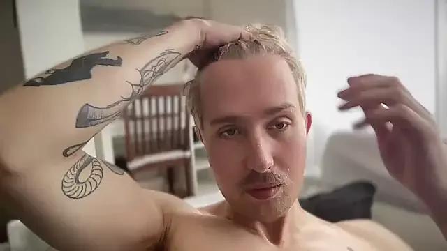 SophieandDavid from StripChat is Freechat