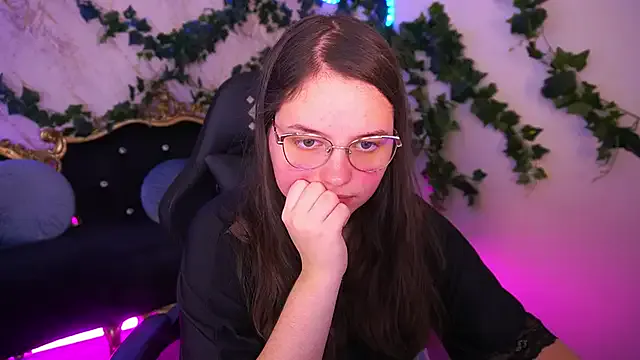 SophieDreamss — make me feel good