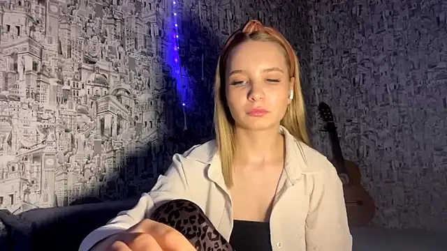 SophieLorein — run your fingers along your neck