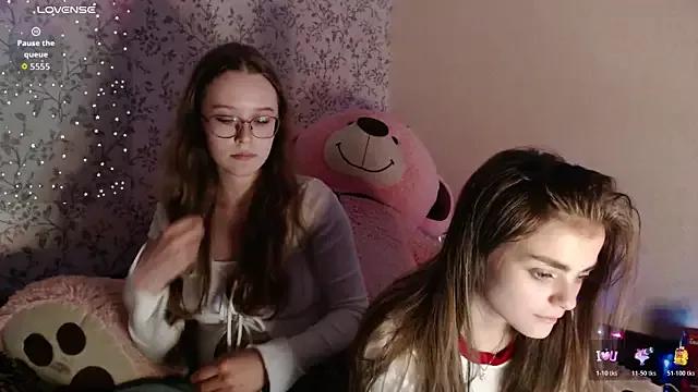 SophieSuvi from StripChat is Freechat