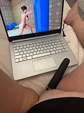 Try our girls live displays and explore the company of endless strippers, with beautiful physiques, vibrating toys and more.