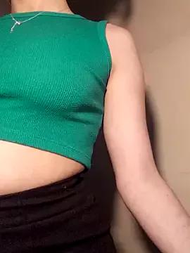 Try our girls live displays and explore the company of endless strippers, with beautiful physiques, vibrating toys and more.