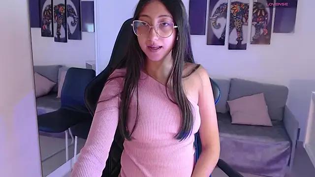 soy_gabydicardy from StripChat is Freechat
