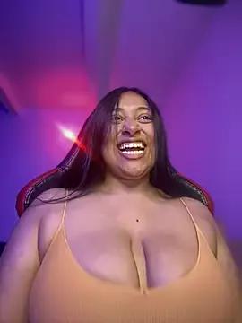Soysofiarodrigu from StripChat is Freechat