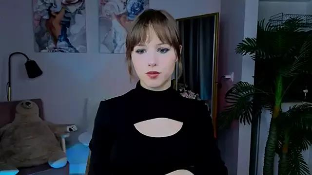 Try our girls live displays and explore the company of endless strippers, with beautiful physiques, vibrating toys and more.