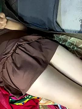 Try our girls live displays and explore the company of endless strippers, with beautiful physiques, vibrating toys and more.