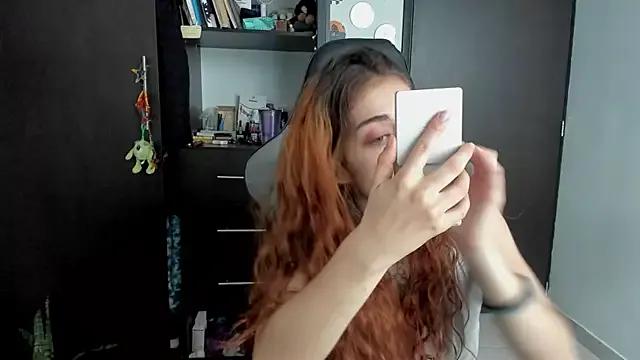 Try our girls live displays and explore the company of endless strippers, with beautiful physiques, vibrating toys and more.