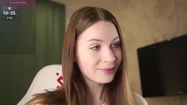 Try our girls live displays and explore the company of endless strippers, with beautiful physiques, vibrating toys and more.