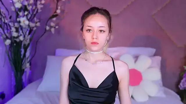 Try our girls live displays and explore the company of endless strippers, with beautiful physiques, vibrating toys and more.