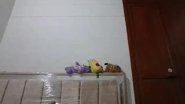 stephanie_allen from StripChat is Freechat