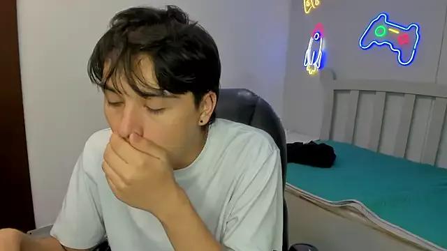 StiwenTwink from StripChat is Freechat