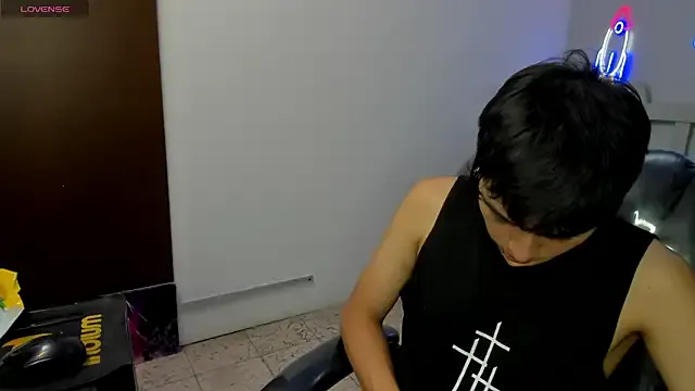 StiwenTwink — MASTURBATION X 5 MIN