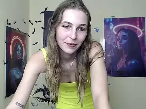 StrangerGi webcams show profile image 