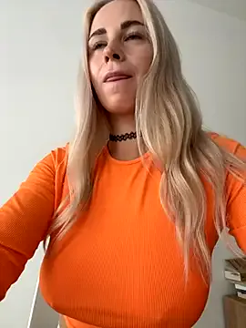 Avatar of streetdoll