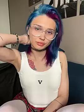 Try our girls live displays and explore the company of endless strippers, with beautiful physiques, vibrating toys and more.