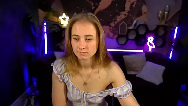 Sun_Kitty_ from StripChat is Freechat