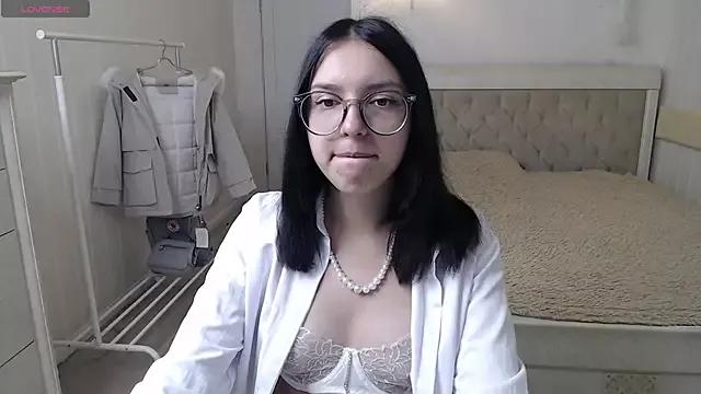 SunKissGrace from StripChat is Freechat