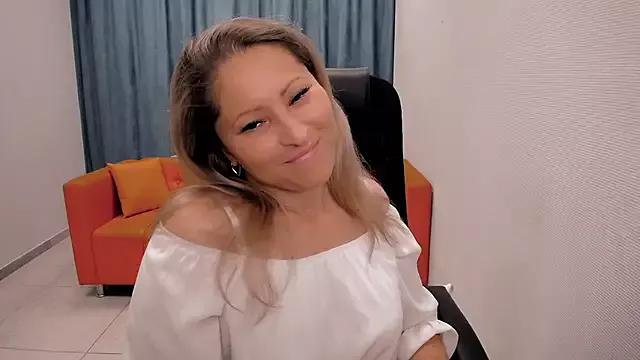 sunny_lady_0 from StripChat is Freechat
