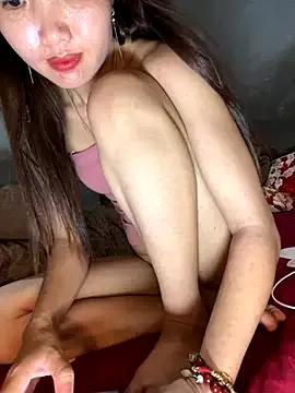 Try our girls live displays and explore the company of endless strippers, with beautiful physiques, vibrating toys and more.