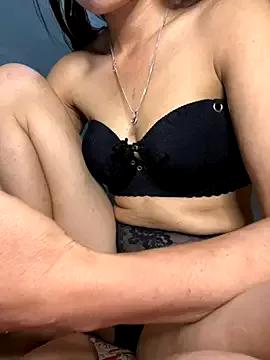 Sunny_lotus from StripChat is Freechat