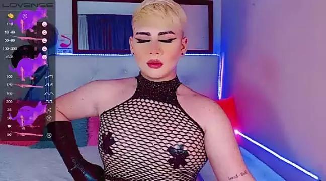 susanamenashe from StripChat