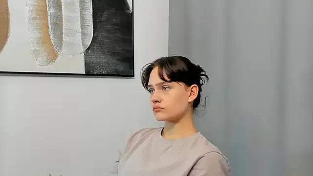 Try our girls live displays and explore the company of endless strippers, with beautiful physiques, vibrating toys and more.