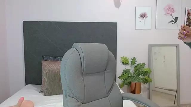 sussy_leon from StripChat is Freechat