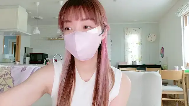 SUZU_1201 on StripChat