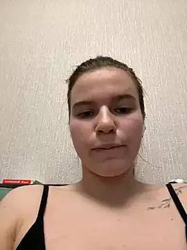 sweeet_july from StripChat