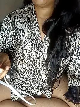 Sweet-Berry from StripChat