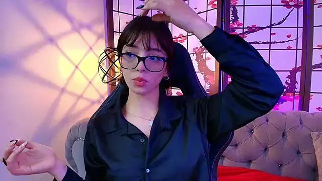 Try our girls live displays and explore the company of endless strippers, with beautiful physiques, vibrating toys and more.