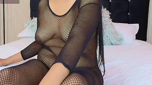 Try our girls live displays and explore the company of endless strippers, with beautiful physiques, vibrating toys and more.