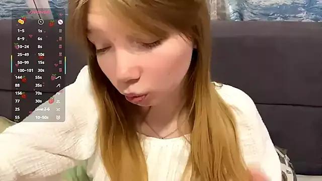 Sweet_horizon from StripChat is Freechat