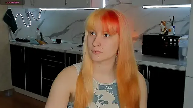 Sweet_white_chocolate — lick lips