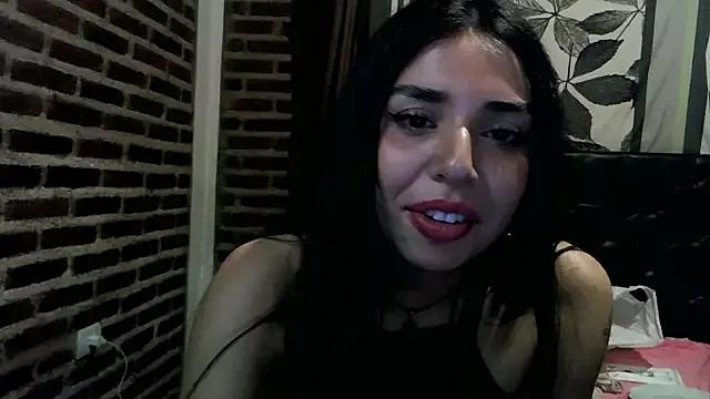 Try our girls live displays and explore the company of endless strippers, with beautiful physiques, vibrating toys and more.