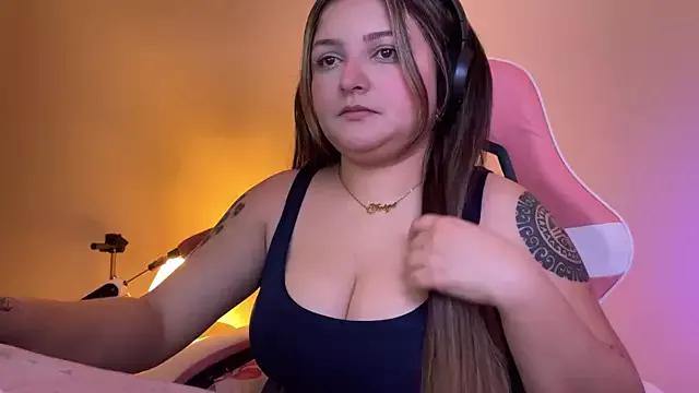 SweetFoxEyes from StripChat is Freechat