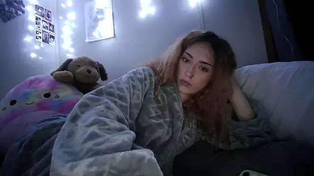 sweethornyprincess from StripChat is Freechat