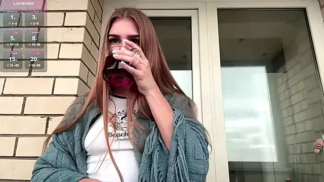 SweetJinny88 from StripChat is Freechat